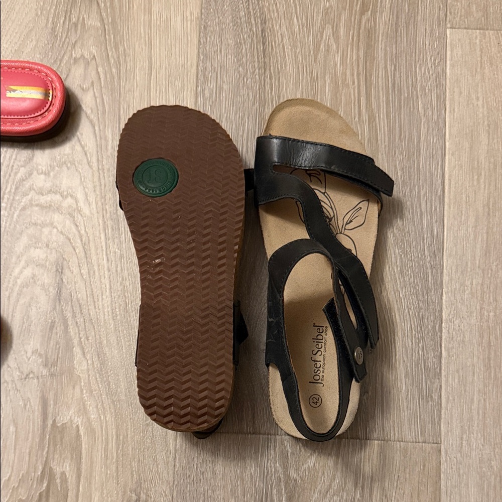 Josef Seibel Black Leather Sandals